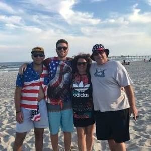 Meet your Posher, Janet